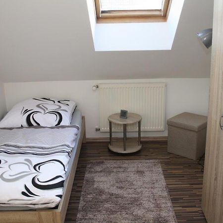 Ferienwohnung Kempf Mandelbachtal Ommersheim Екстер'єр фото