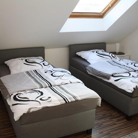 Ferienwohnung Kempf Mandelbachtal Ommersheim Екстер'єр фото